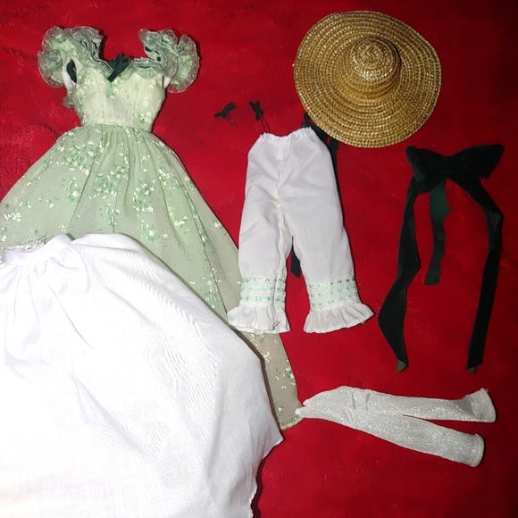 ʕ·ᴥ·ʔ Franklin Mint Gone With the Wind Scarlett BBQ...